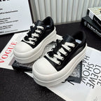 Damen Modische Sneakers mit auffälligem Design