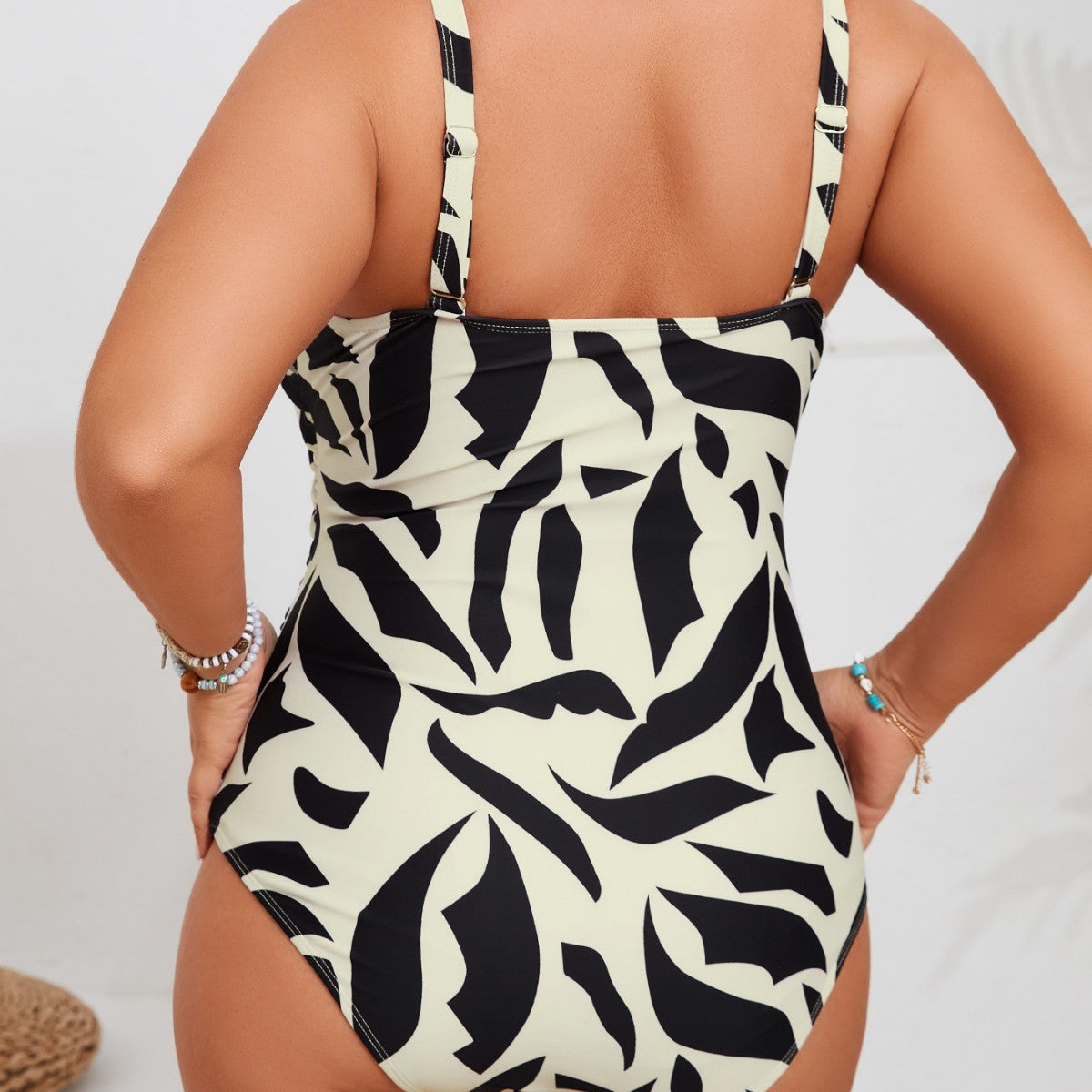 Damen Eleganter Einteiler Badeanzug mit raffen Design R&B