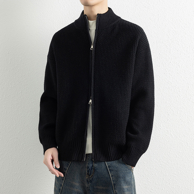 Herren Strickjacke mit hohem Kragen und praktischen Reißverschluss