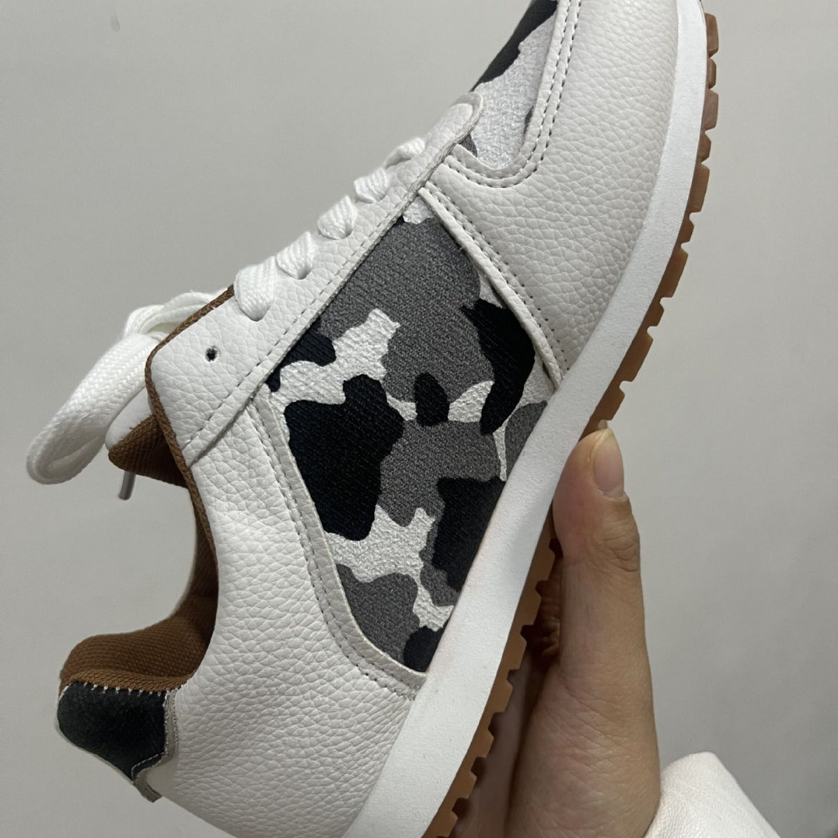 Damen Sportliche Sneakers mit tierisch inspiriertem Design und rutschfester Sohle R&B