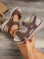 Damen komfortable Sandalen mit verstellbaren Riemen und ergonomischem Fußbett R&B
