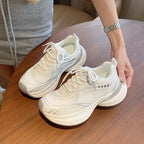 Damen Sneakers mit innovativem Design und atmungsaktiven Netzstrukturen R&B