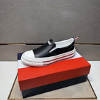 Damen Komfortable Slip-On Sneakers mit modischem Design und raffiniertem Sohlenprofil R&B