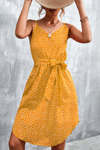 Damen Sommerliches Blusenkleid mit floralem Muster und knopfbarem Taillengürtel R&B