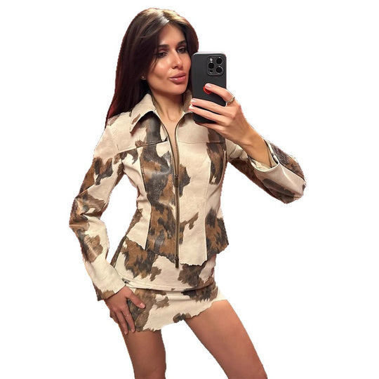 Damen Kunstlederjacke im modernen Cow-Print R&B