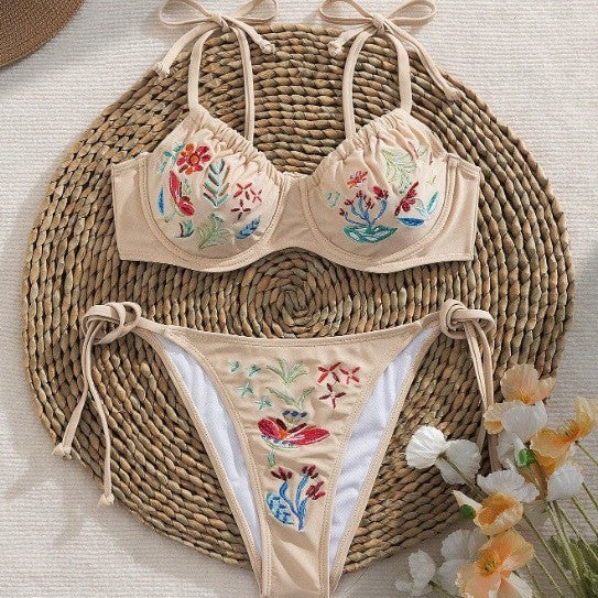 Damen Eleganter Bikini mit kunstvollen Stickereien R&B