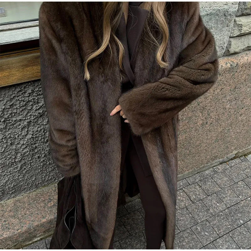 Damen Luxuriöser Kunstfellmantel mit weitem Schnitt und eleganten Details R&B