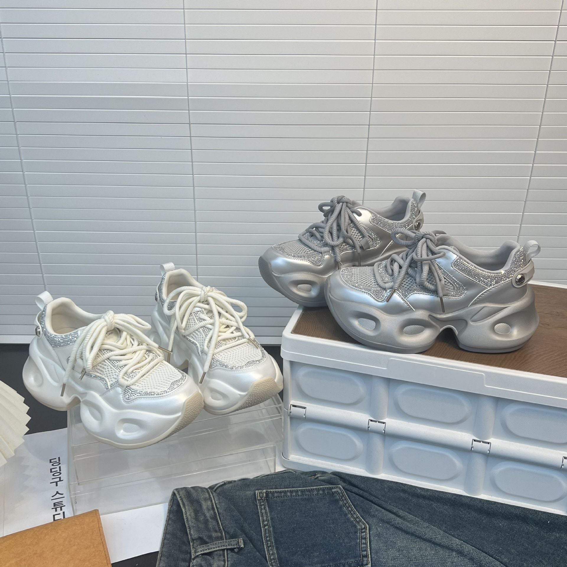 Damen Sportliche Sneakers mit Glitzer-Akzenten und innovativer Dämpfungstechnologie R&B