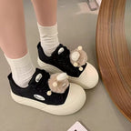 Damen Sneakers mit modischen Pompon-Applikationen und bequemer Sohle
