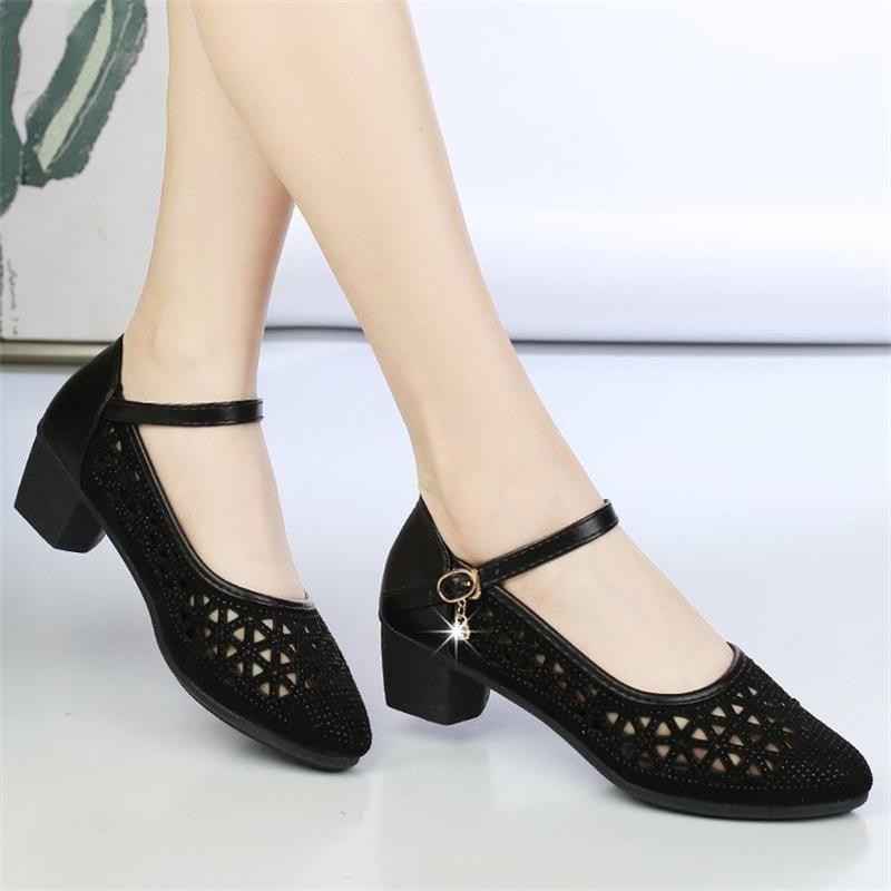 Damen Elegante Ballerinas mit stilvoller Spitzeneinlage und bequemem Blockabsatz R&B