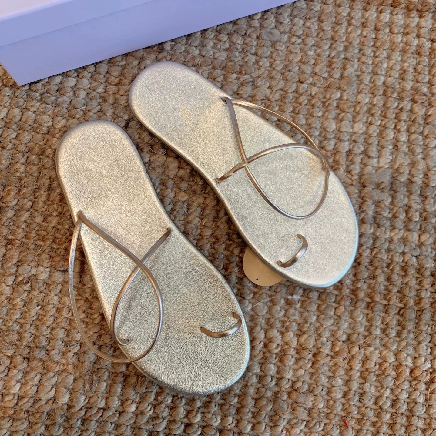 Damen Sandalen im eleganten Minimalistischen Design R&B