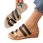 Damen glamouröse Riemensandalen mit modischen Metall-Details EB