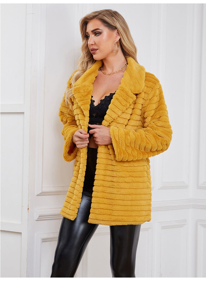 Damen Flauschiger Kurzblazer mit Struktur und modernem Schnitt R&B