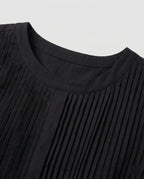 Schwarzes Maxikleid mit Rundhalsausschnitt und tailliertem Schnitt für den Sommer