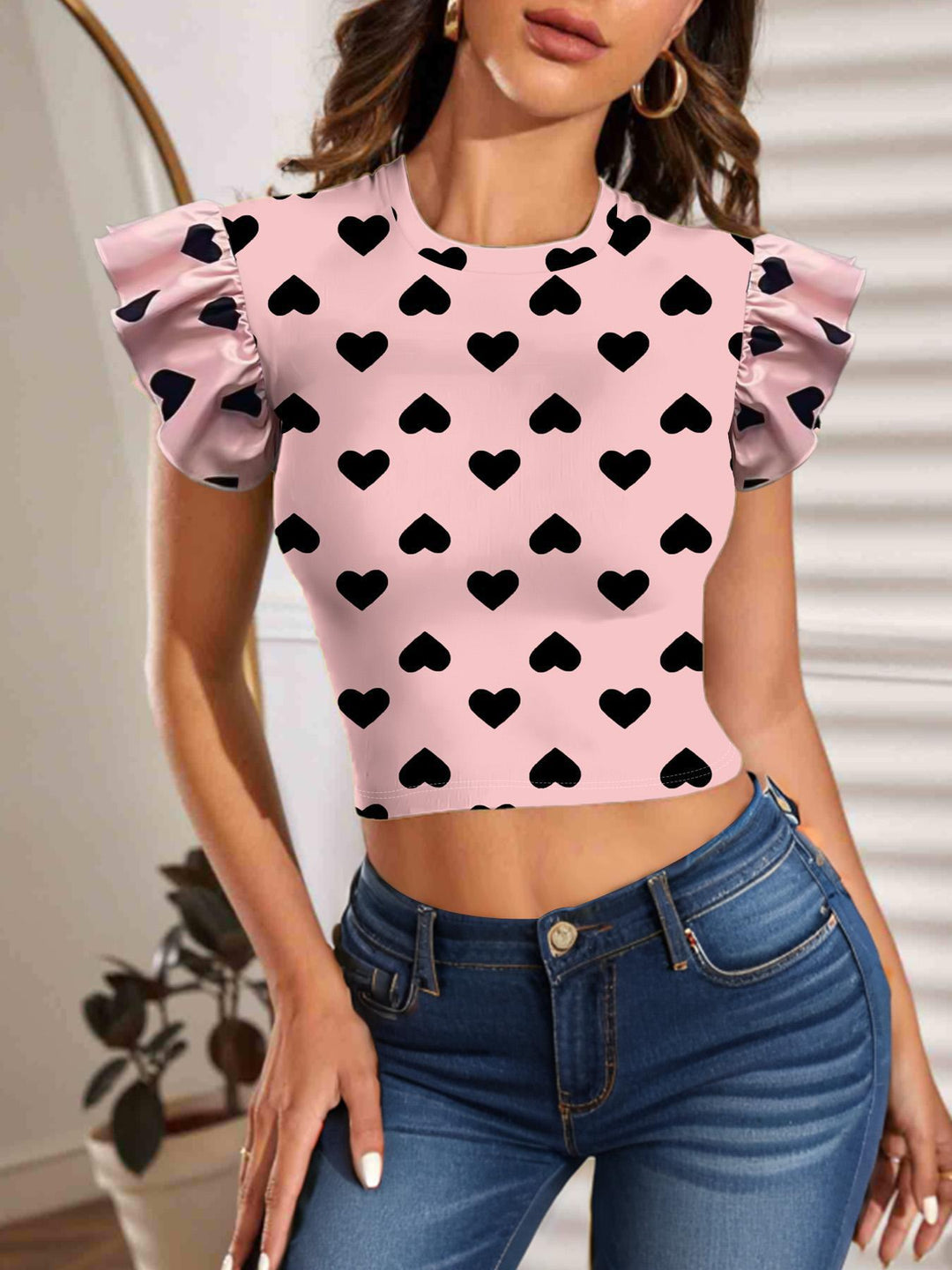 Damen Kurzarm T-Shirt mit Rüschenärmel und Herzmotiv R&B