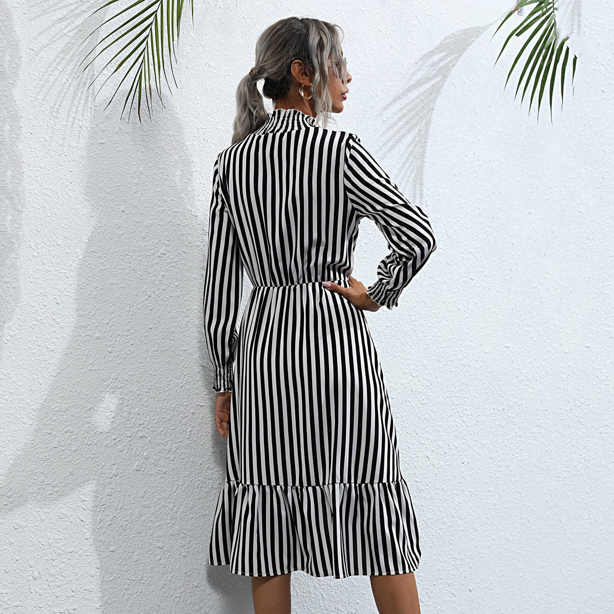 Damen Langarm-Puffärmelkleid mit Rüschensaum