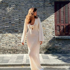 Damen Strick Maxikleid mit tiefem V-Ausschnitt und dekorativer Knopfdetail R&B
