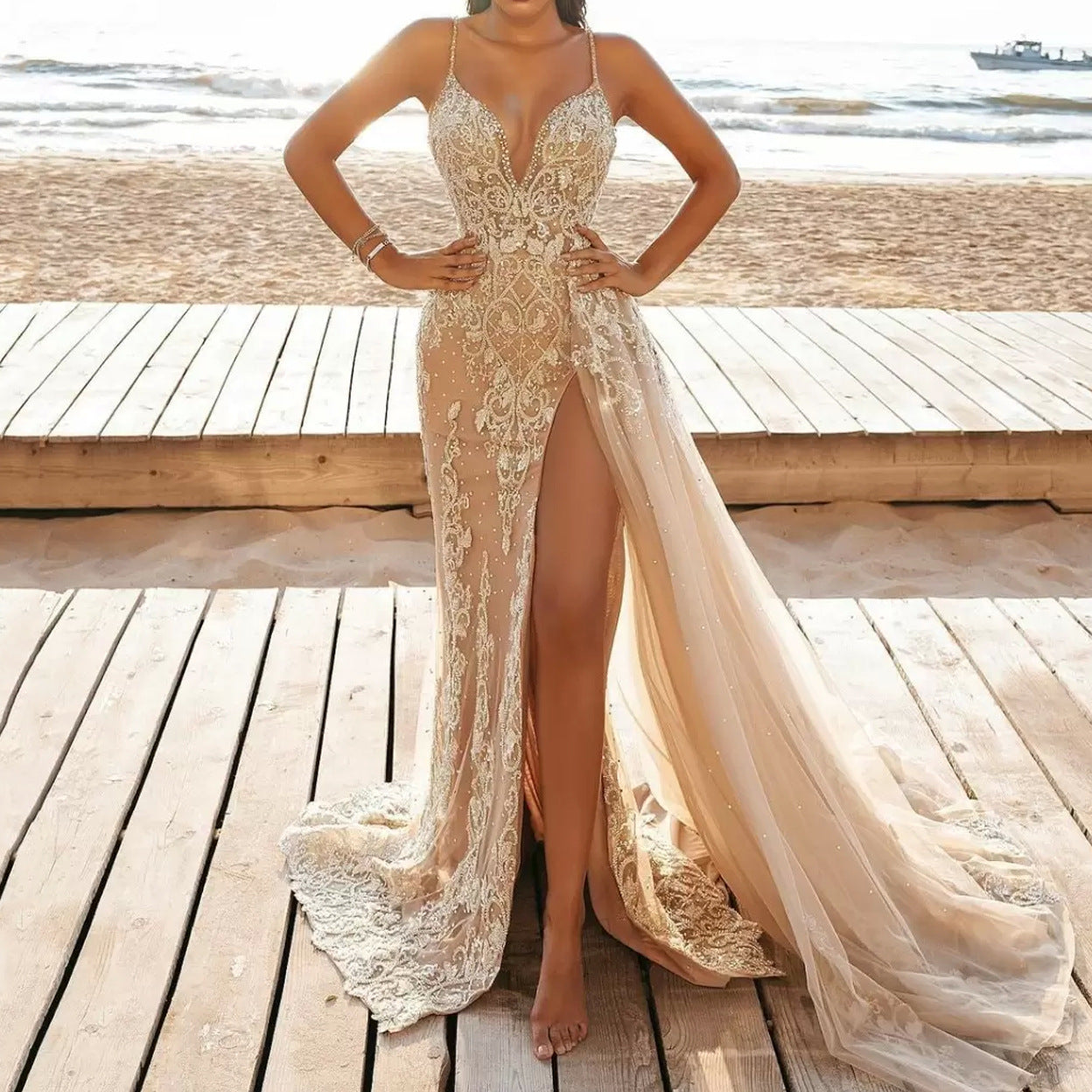 Damen Glamouröses Abendkleid mit tiefem V-Ausschnitt und funkelnden Verzierungen R&B