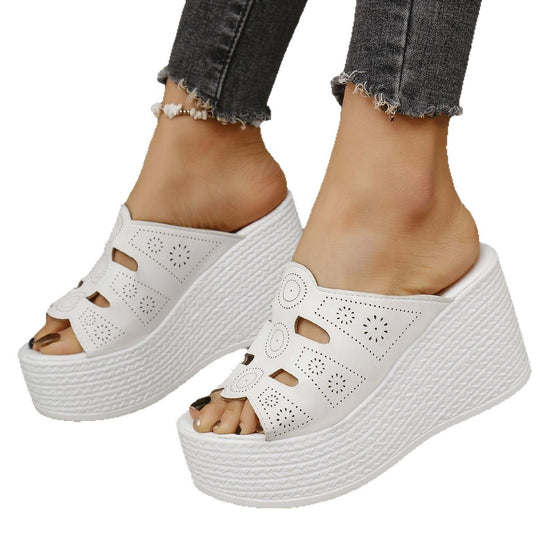 Damen Wedge-Pantoletten mit luftiger Lochstruktur und bequemer Fußbettung R&B