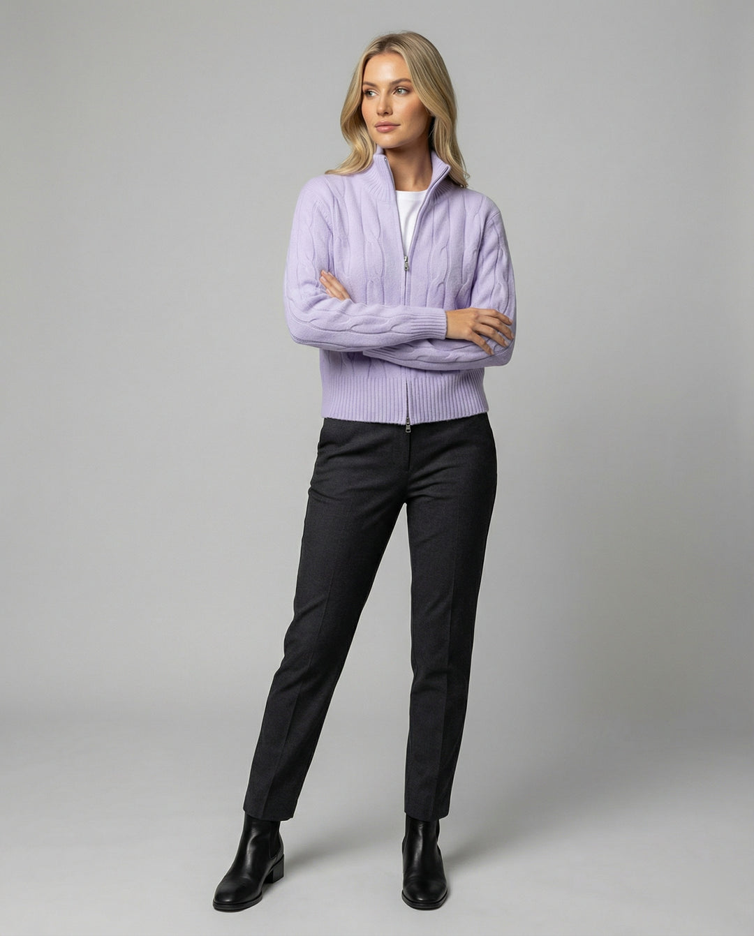 Warme Damen Strickjacke mit Zopfmuster Reißverschluss und halbem Rollkragen