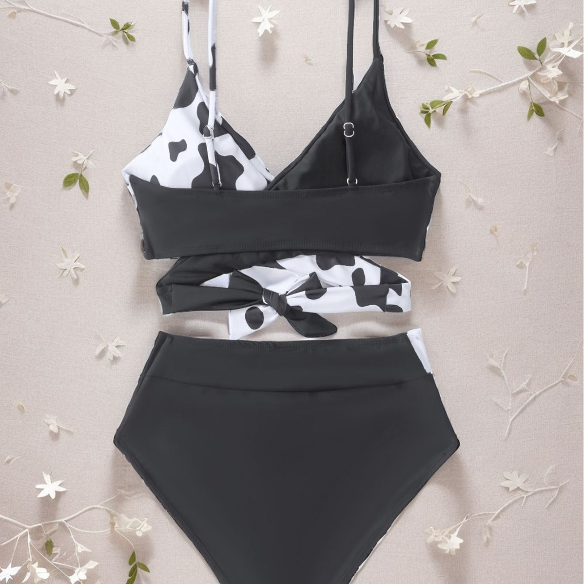 Damen Hoch geschnittener Bikini mit asymmetrischem Design und herausforderndem Look R&B