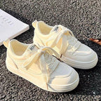 Damen Sneaker mit einzigartigem Schnürsystem und ergonomischer Dämpfung R&B