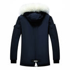Herren elegante Winterjacke mit modischer Kapuze und Kunstfellbesatz