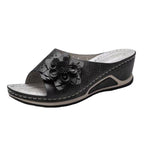 Damen Komfortable Wedge-Pantoletten mit floralem Detail R&B