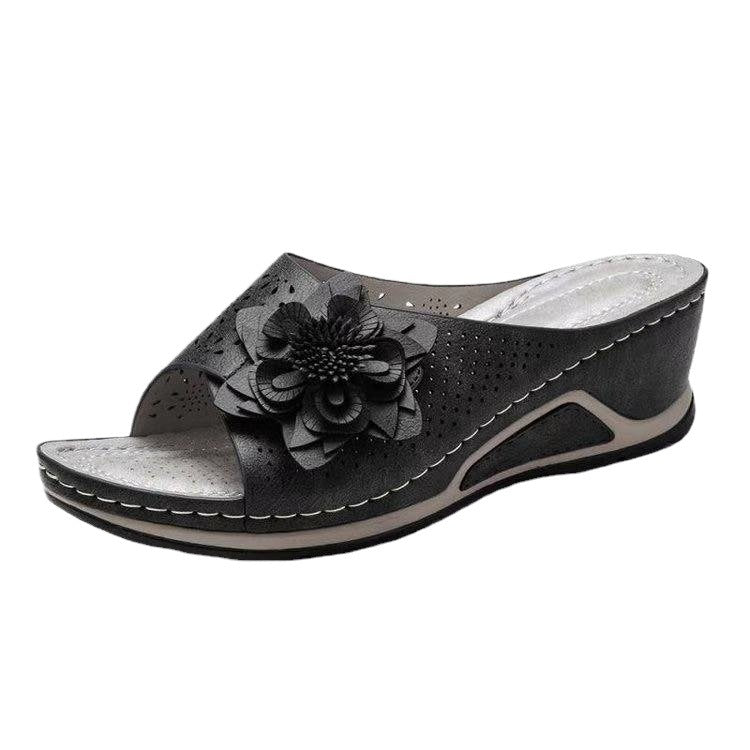 Damen Komfortable Wedge-Pantoletten mit floralem Detail R&B