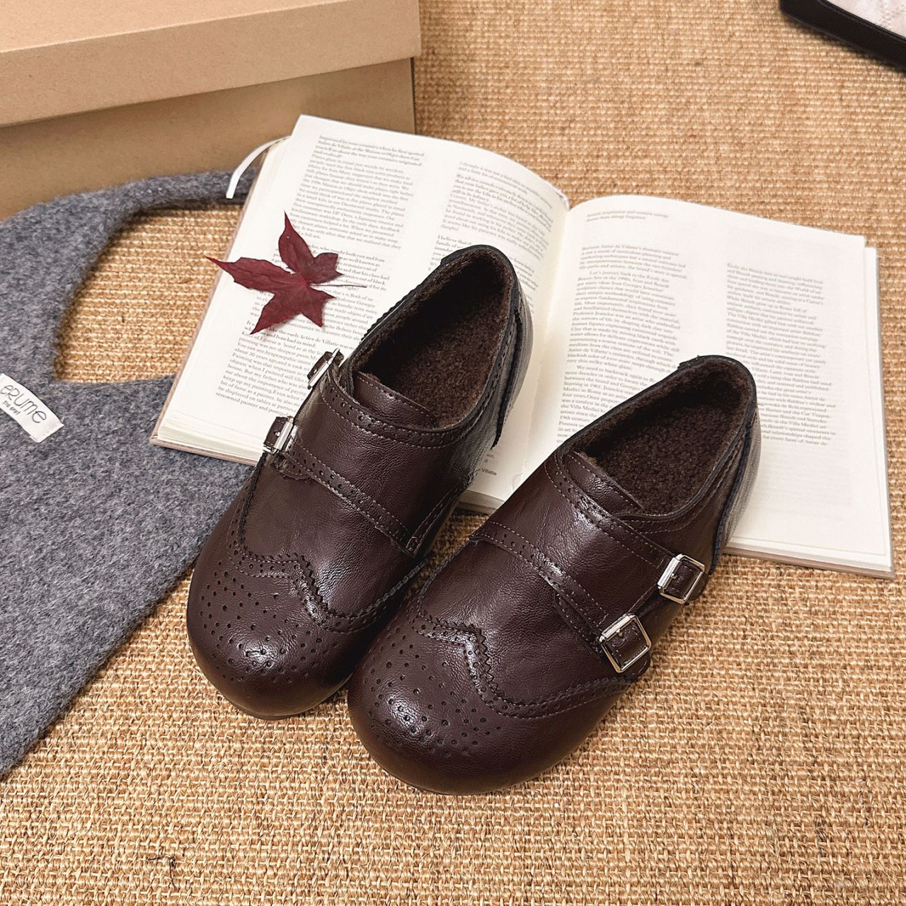 Damen elegante Schnürschuhe mit modischem Schnallenverschluss R&B