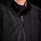 Herren elegante Wildlederjacke mit Stehkragen und seitlichen Eingrifftaschen R&B