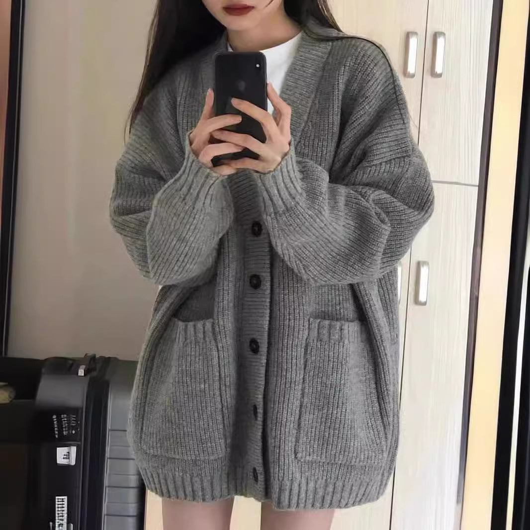 Damen Großer Strickcardigan mit praktischen Taschen und tiefem V-Ausschnitt R&B
