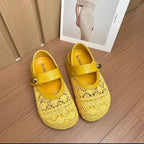 Damen komfortable Clogs mit verstellbarem Riemen und dekorativen Details R&B