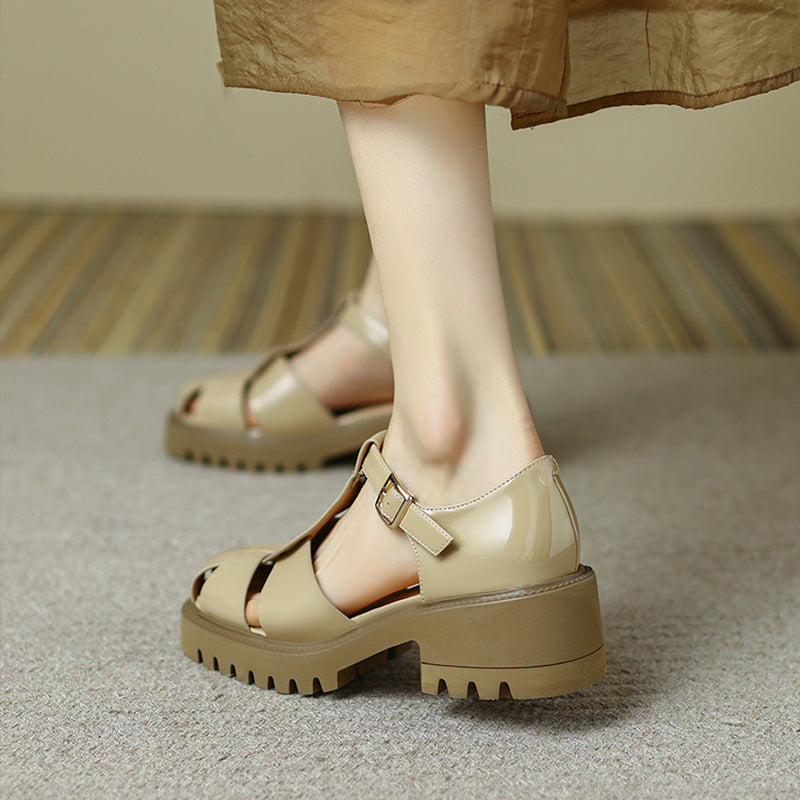 Damen Plateau-Sandalen im eleganten Schnitt mit verstellbarem Riemen