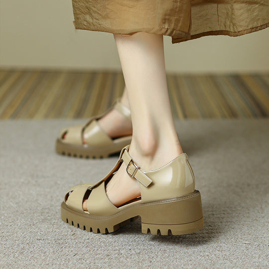 Damen Plateau-Sandalen im eleganten Schnitt mit verstellbarem Riemen R&B