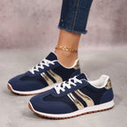 Damen Sportliche Sneakers mit metallischen Akzenten R&B