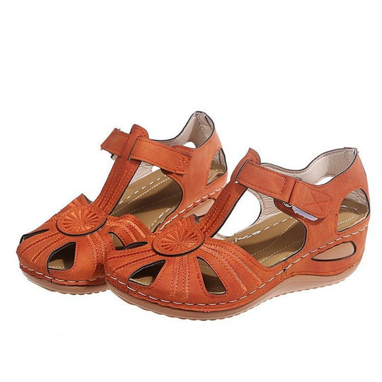 Damen Komfortable Sandaletten mit luftigen Cut-Outs und verstellbarem Riemen R&B