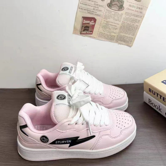 Damen Sportliche Sneakers im minimalistischen Design mit atmungsaktiver Oberflächenstruktur R&B