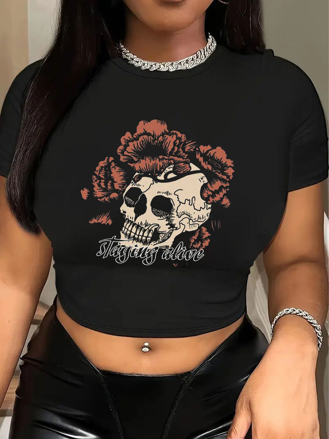 Damen Crop-T-Shirt mit kreativem Bärenmotiv und witzigem Spruch R&B