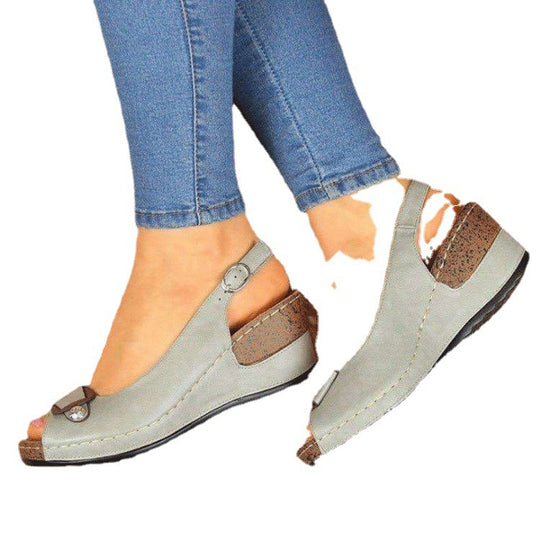 Damen Wedge-Sandaletten mit dekorativer Schnalle und anatomischem Fußbett R&B