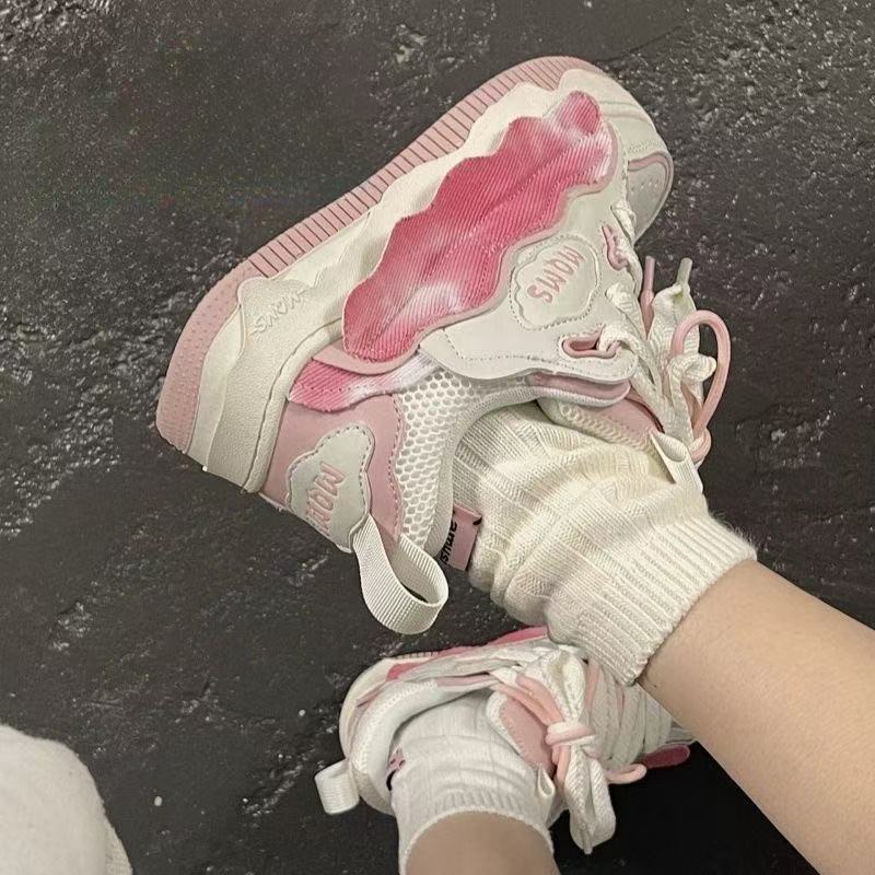Damen Trendige Chunky Sneakers mit verspielten Akzenten R&B