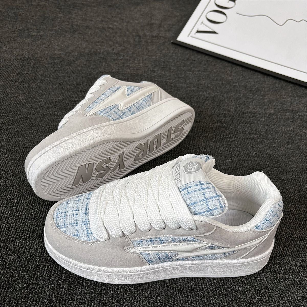 Damen Sneakers mit modischem Textilmuster und komfortabler Dämpfung