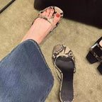 Damen Zehentrenner-Sandalen mit elegantem Schlange-Look und komfortablem Absatz R&B
