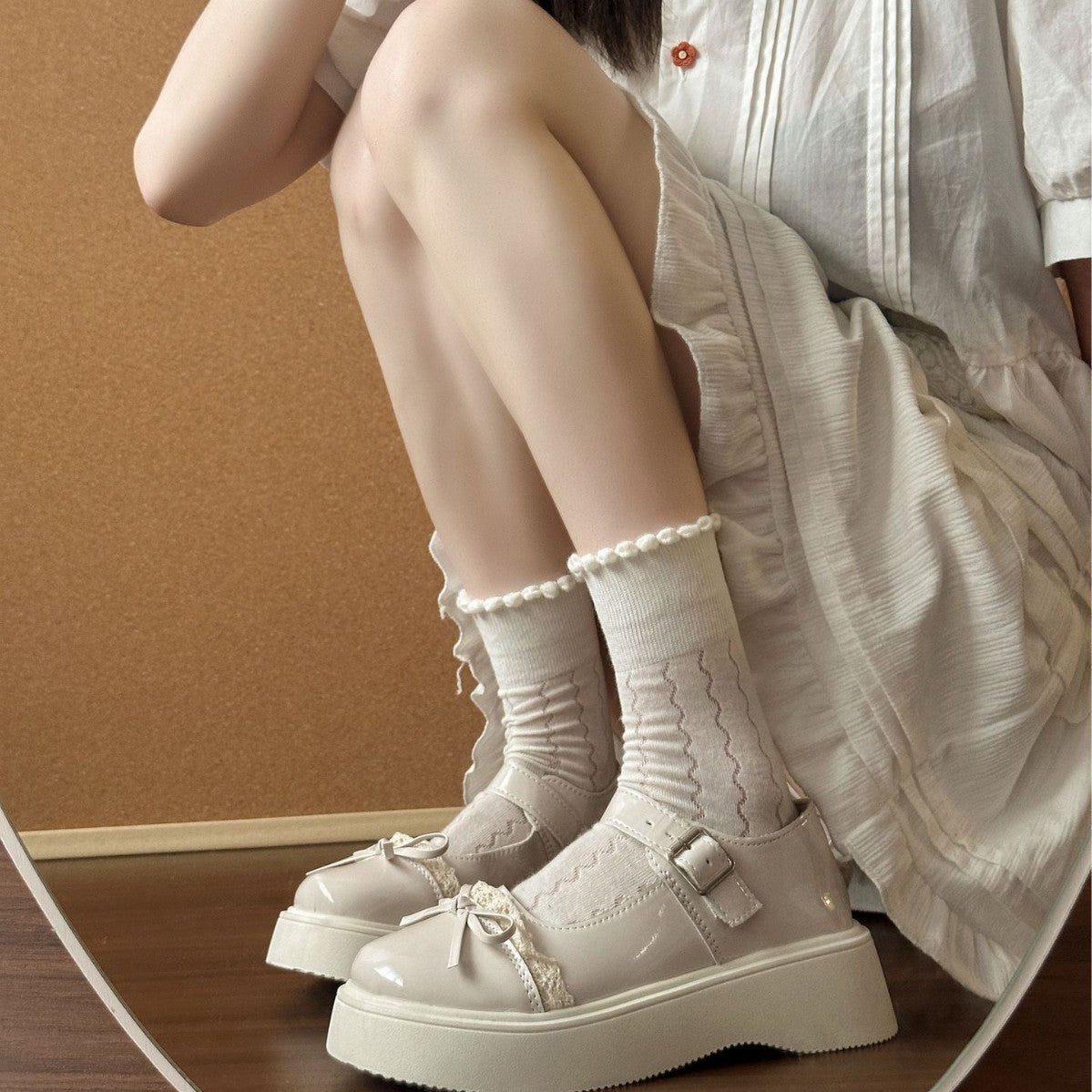 Damen Komfortable Slipper mit elegantem Riemendesign und modischer Schleife R&B