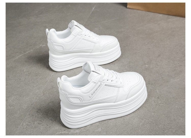 Damen Hochmodische Plateau Sneakers mit eleganter Silhouette R&B