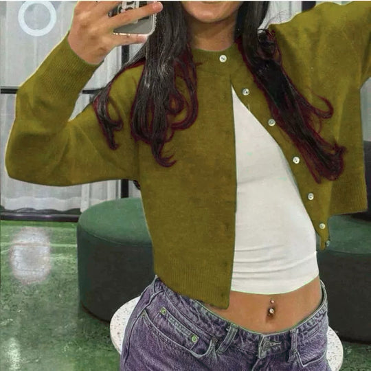 Damen Kurzstrickjacke mit eleganten Perlenknöpfen R&B