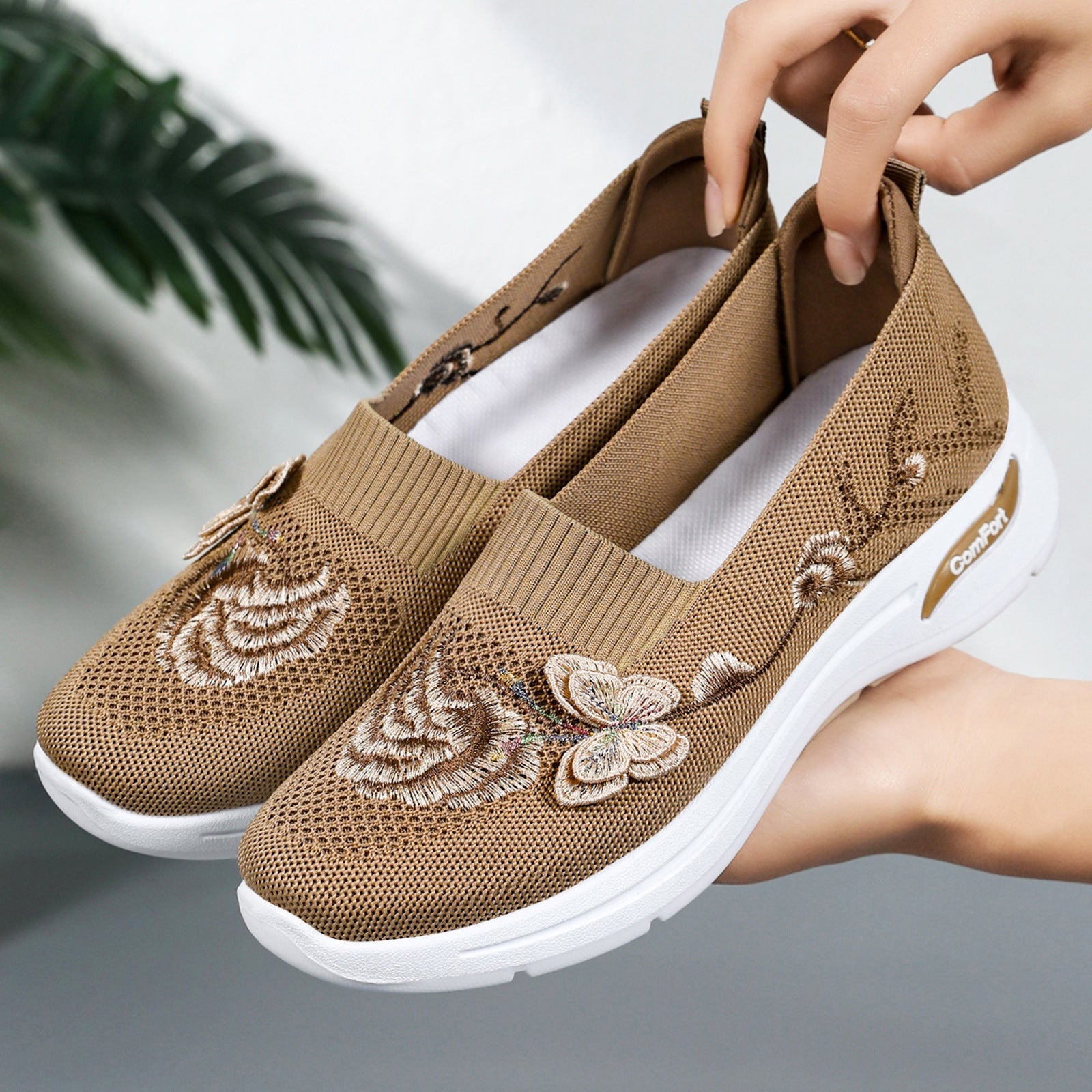Damen nan gestrickter Slip-On Slipper mit 3D-Blumenstickerei und ergonomischer Komfort-Zwischensohle R&B