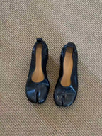 Damen Komfortable Ballerinas mit elastischem Riemendesign und modischen Akzenten R&B