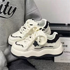 Damen Sportliche Sneakers mit innovativer Designstruktur R&B