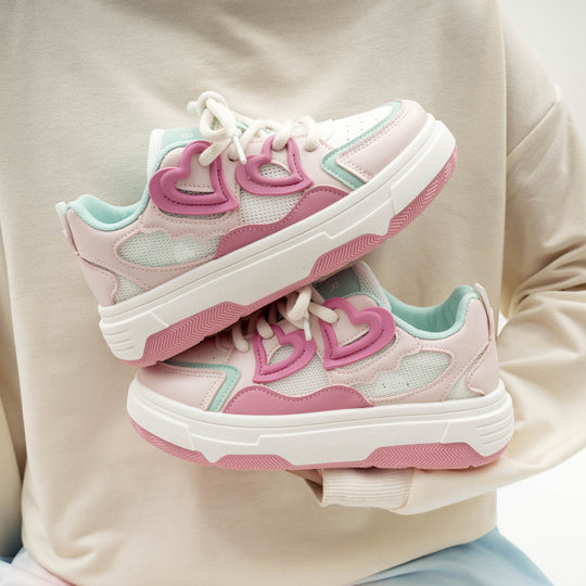 Damen Sportliche Sneakers mit Herz-Design und atmungsaktiver Mesh-Oberfläche R&B
